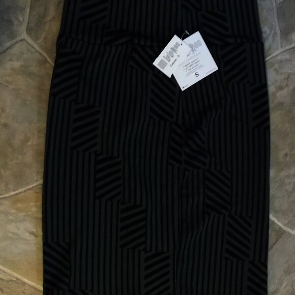 Lularoe Cassie Pencil Skirt Lot of 2 - Size S - NWT - Picture 2 of 3